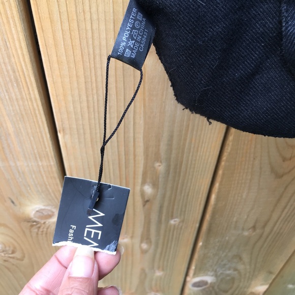 Memories brand Wrap |Black and white | NWT - Picture 7 of 8